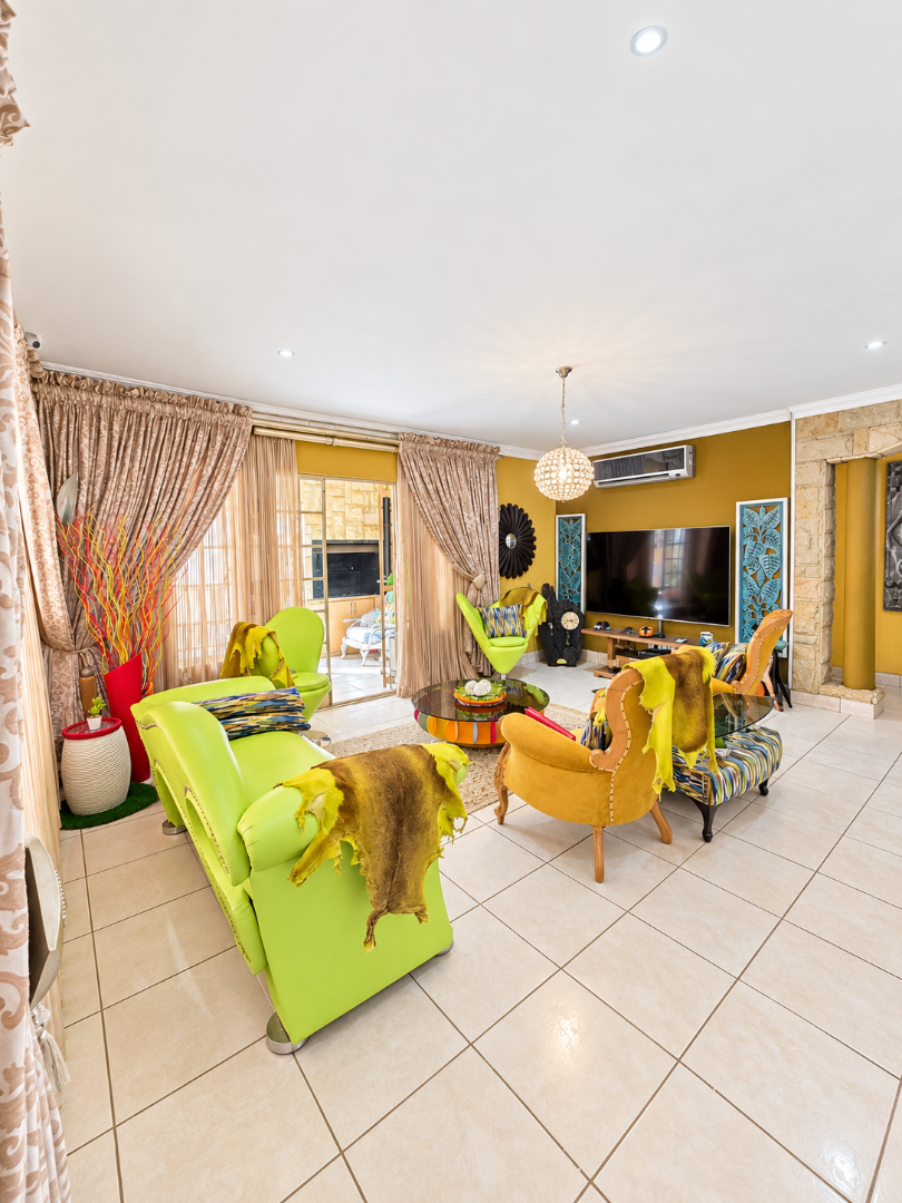 3 Bedroom Property for Sale in Flamwood North West
